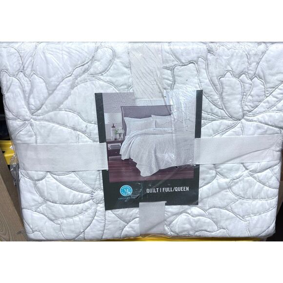 Martha Stewart collection Embroidery Floral Queen Quilt Sham white/gray NEW - Picture 1 of 4